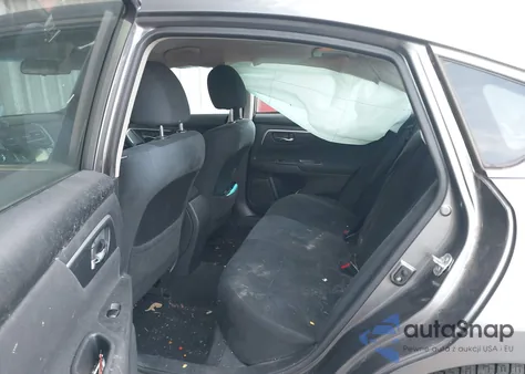 2015 Nissan Altima 2.5 S из США, поврежденный, VIN 1N4AL3AP0FC186595